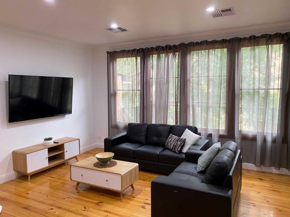 Hotel Adelaide Brownhill Creek Tourist Park Extérieur photo
