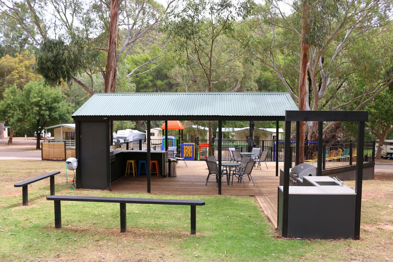 Hotel Adelaide Brownhill Creek Tourist Park Extérieur photo