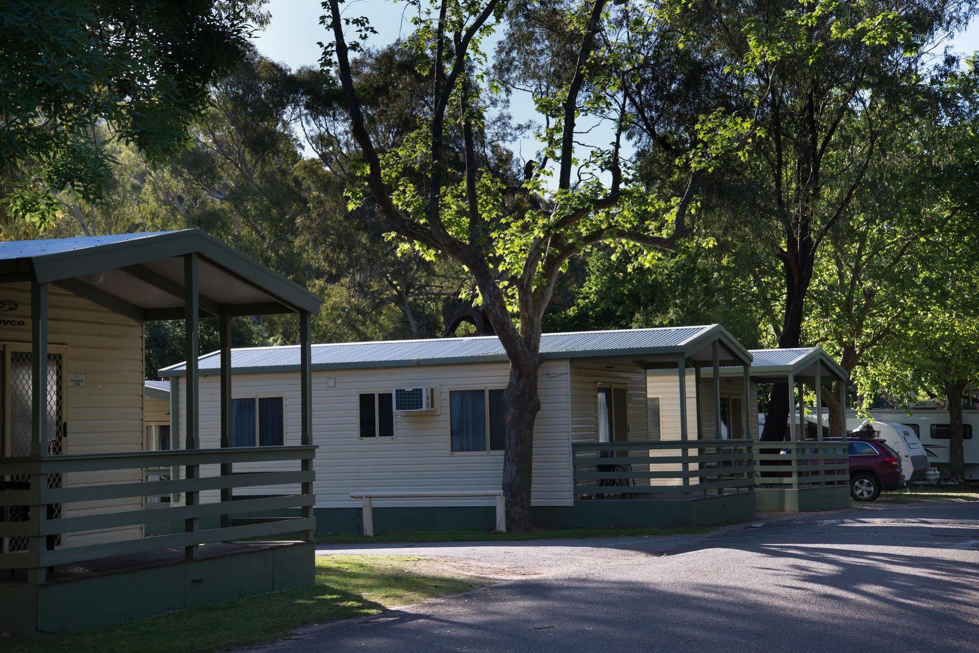 Hotel Adelaide Brownhill Creek Tourist Park Extérieur photo